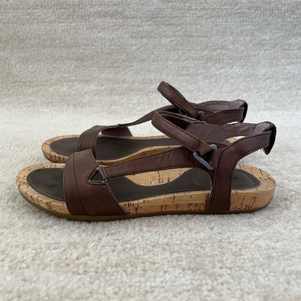 Teva Capri Universal Strappy Sandals Shoes 7